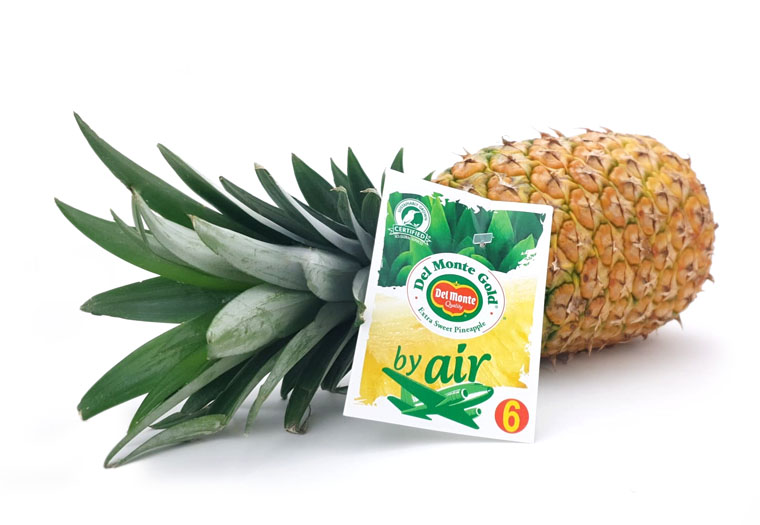 Ananas by air